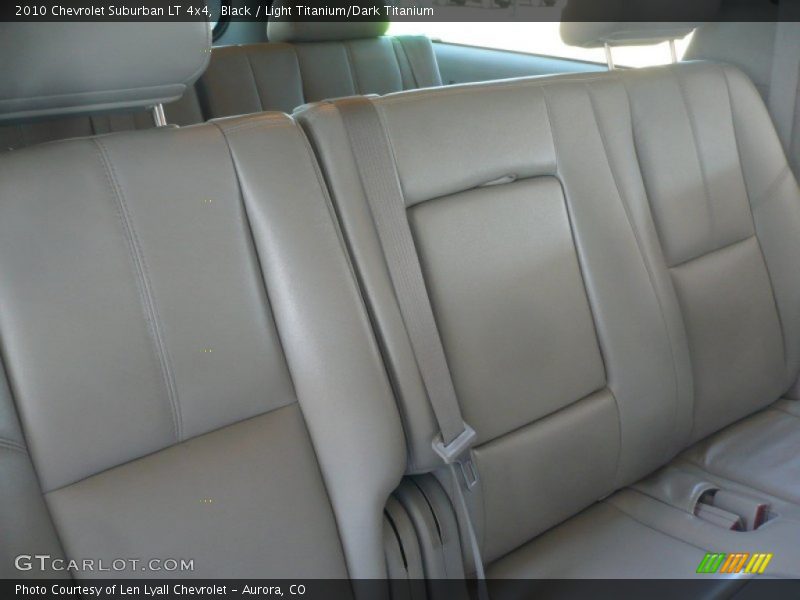 Black / Light Titanium/Dark Titanium 2010 Chevrolet Suburban LT 4x4