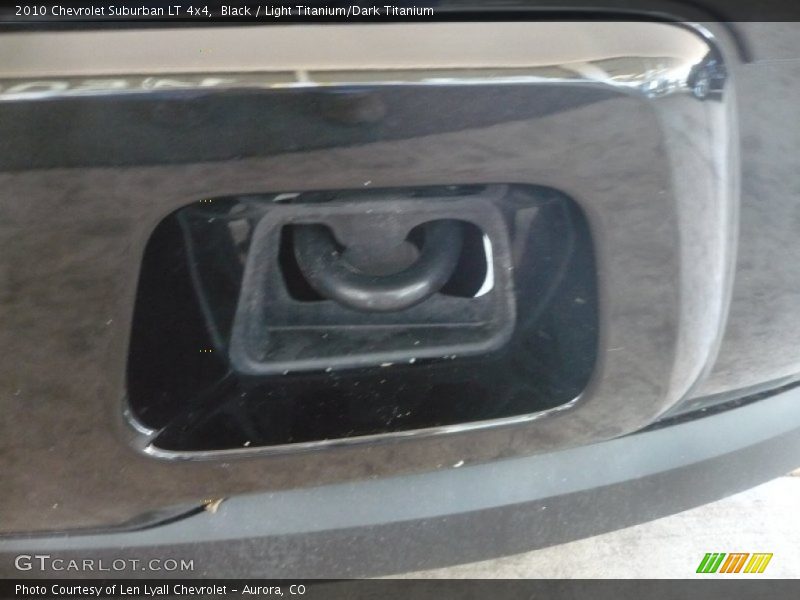 Black / Light Titanium/Dark Titanium 2010 Chevrolet Suburban LT 4x4