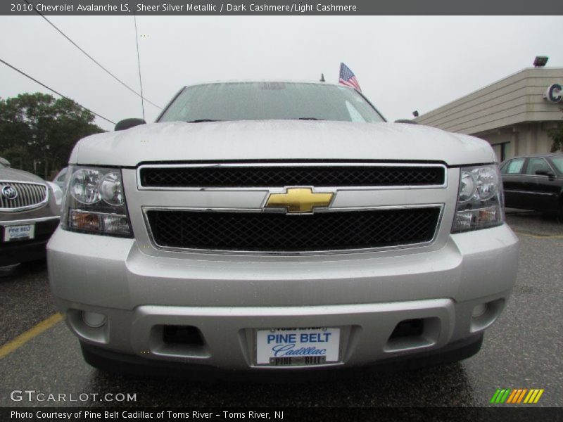 Sheer Silver Metallic / Dark Cashmere/Light Cashmere 2010 Chevrolet Avalanche LS