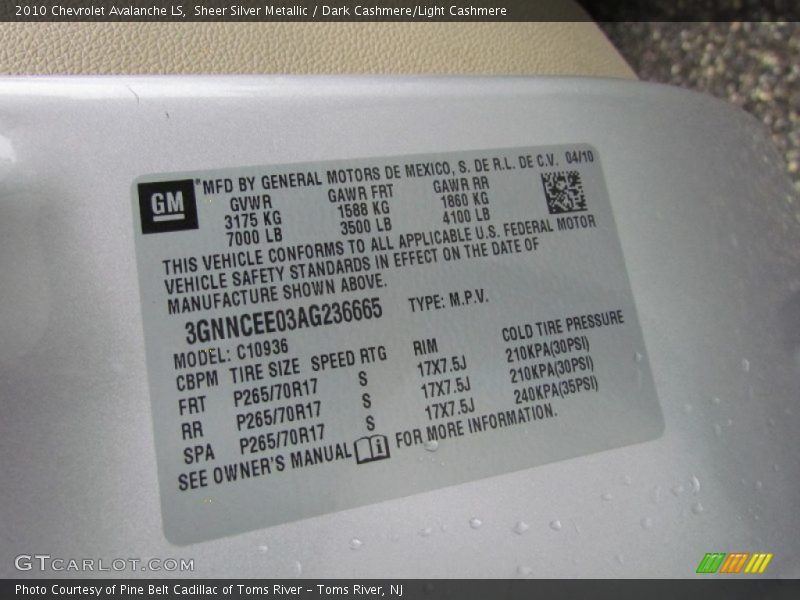 Sheer Silver Metallic / Dark Cashmere/Light Cashmere 2010 Chevrolet Avalanche LS