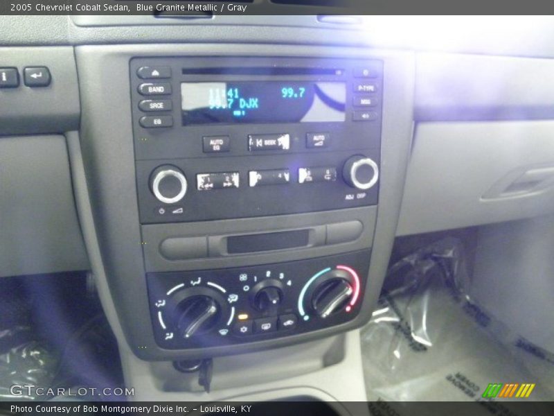 Controls of 2005 Cobalt Sedan