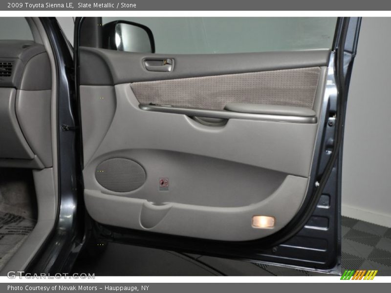 Slate Metallic / Stone 2009 Toyota Sienna LE