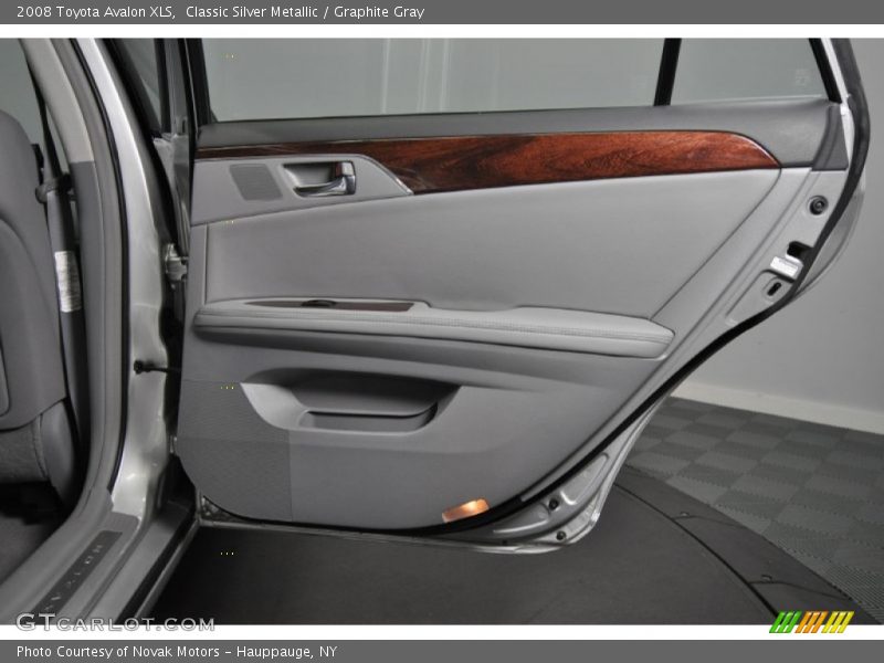 Classic Silver Metallic / Graphite Gray 2008 Toyota Avalon XLS
