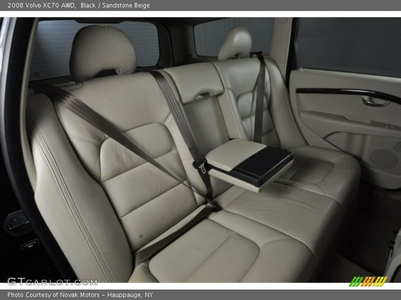 Black / Sandstone Beige 2008 Volvo XC70 AWD