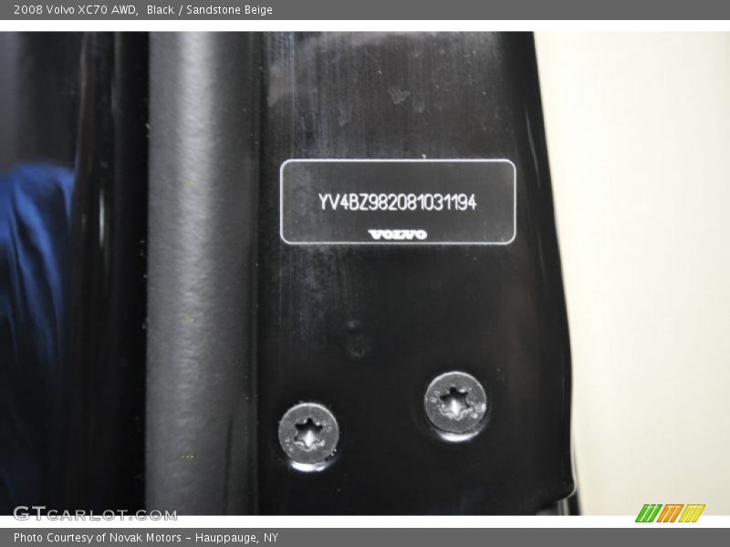 Black / Sandstone Beige 2008 Volvo XC70 AWD