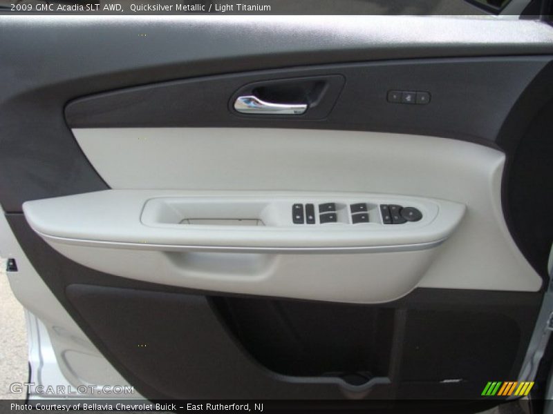 Quicksilver Metallic / Light Titanium 2009 GMC Acadia SLT AWD