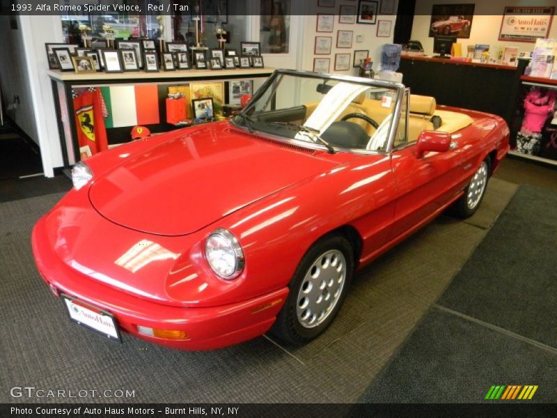 Front 3/4 View of 1993 Spider Veloce