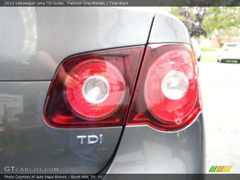 Platinum Grey Metallic / Titan Black 2010 Volkswagen Jetta TDI Sedan