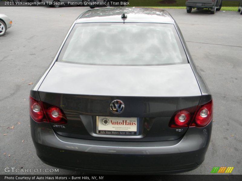 Platinum Grey Metallic / Titan Black 2010 Volkswagen Jetta TDI Sedan