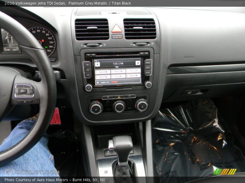 Platinum Grey Metallic / Titan Black 2010 Volkswagen Jetta TDI Sedan