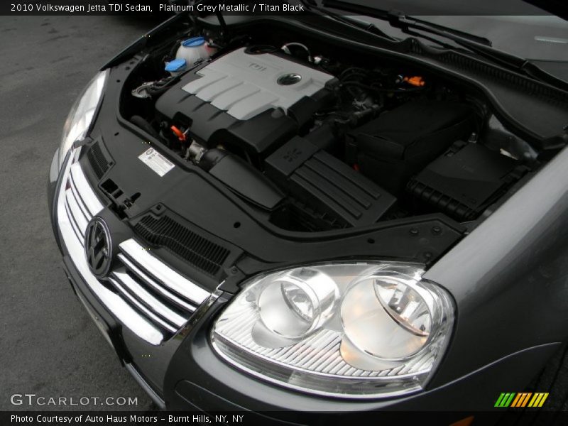 Platinum Grey Metallic / Titan Black 2010 Volkswagen Jetta TDI Sedan