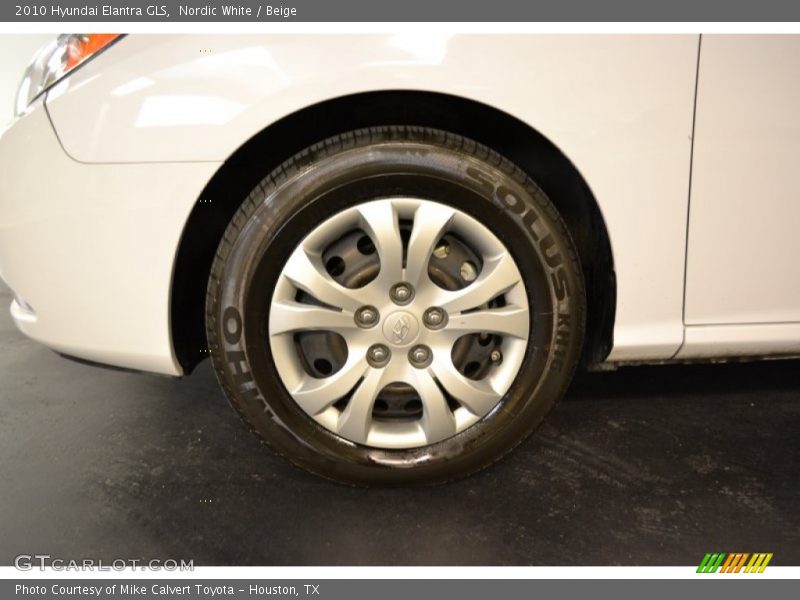 Nordic White / Beige 2010 Hyundai Elantra GLS