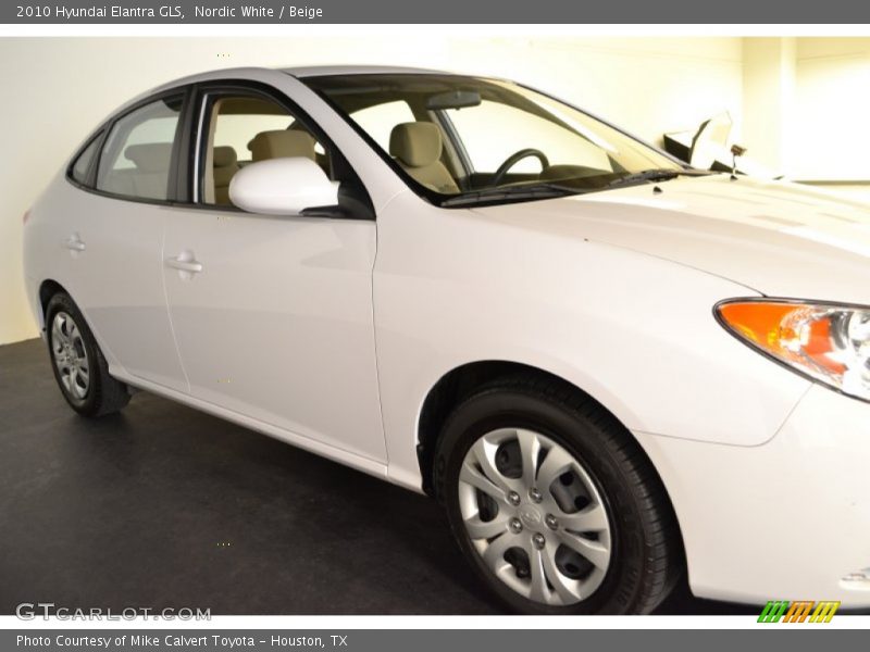 Nordic White / Beige 2010 Hyundai Elantra GLS
