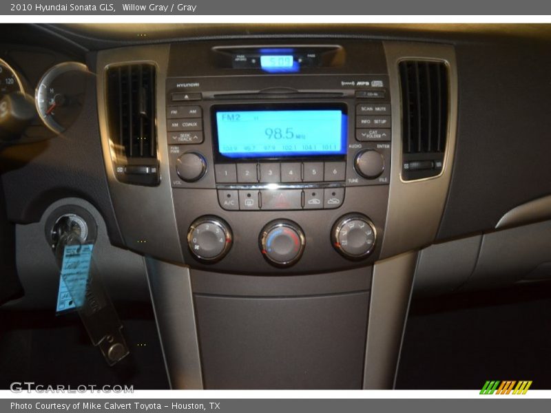 Willow Gray / Gray 2010 Hyundai Sonata GLS