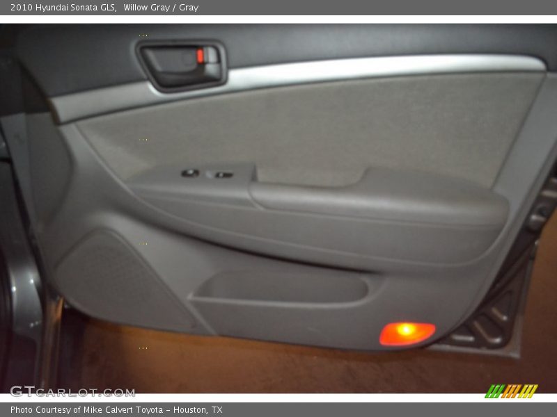 Willow Gray / Gray 2010 Hyundai Sonata GLS