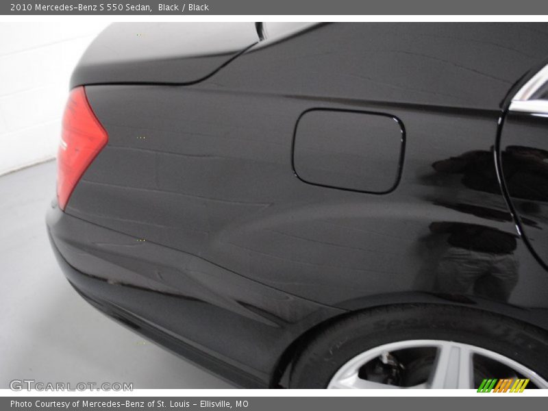 Black / Black 2010 Mercedes-Benz S 550 Sedan