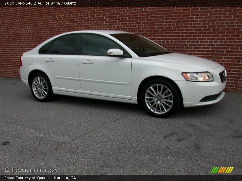 Ice White / Quartz 2010 Volvo S40 2.4i