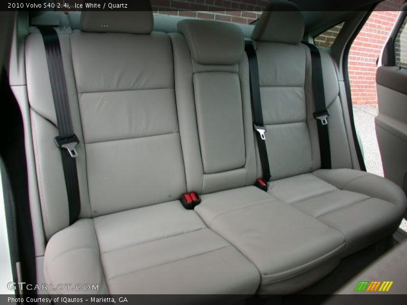Ice White / Quartz 2010 Volvo S40 2.4i