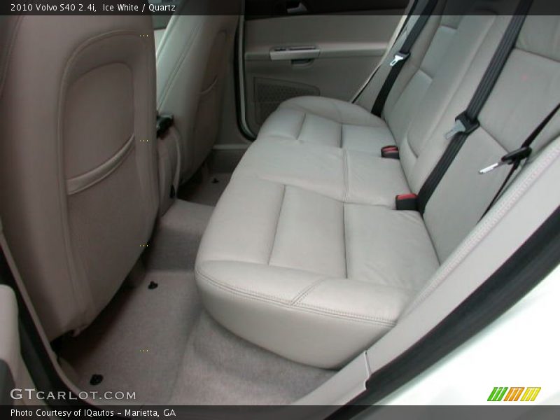 Ice White / Quartz 2010 Volvo S40 2.4i