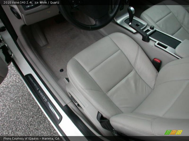 Ice White / Quartz 2010 Volvo S40 2.4i