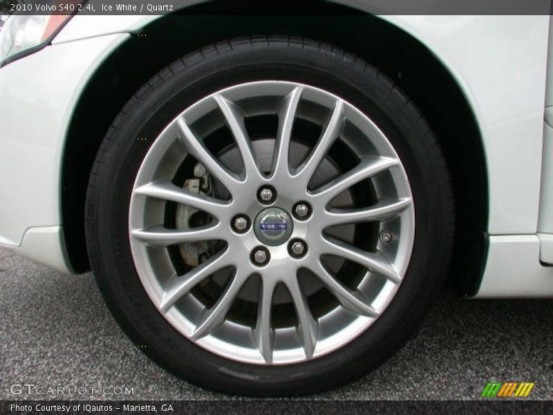 Ice White / Quartz 2010 Volvo S40 2.4i