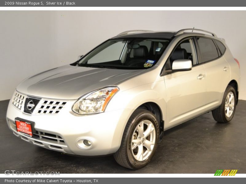 Silver Ice / Black 2009 Nissan Rogue S