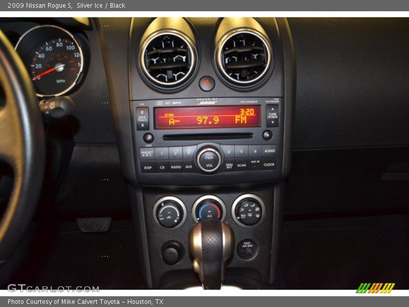 Silver Ice / Black 2009 Nissan Rogue S