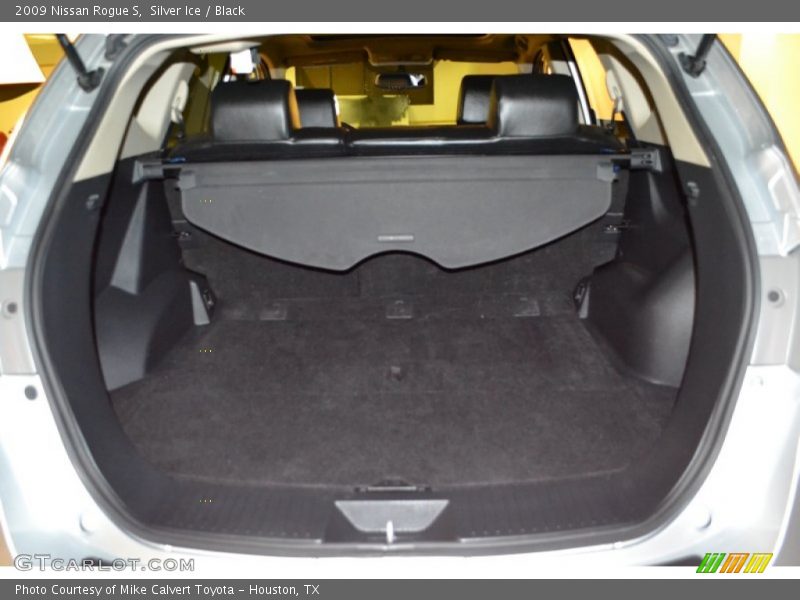 Silver Ice / Black 2009 Nissan Rogue S