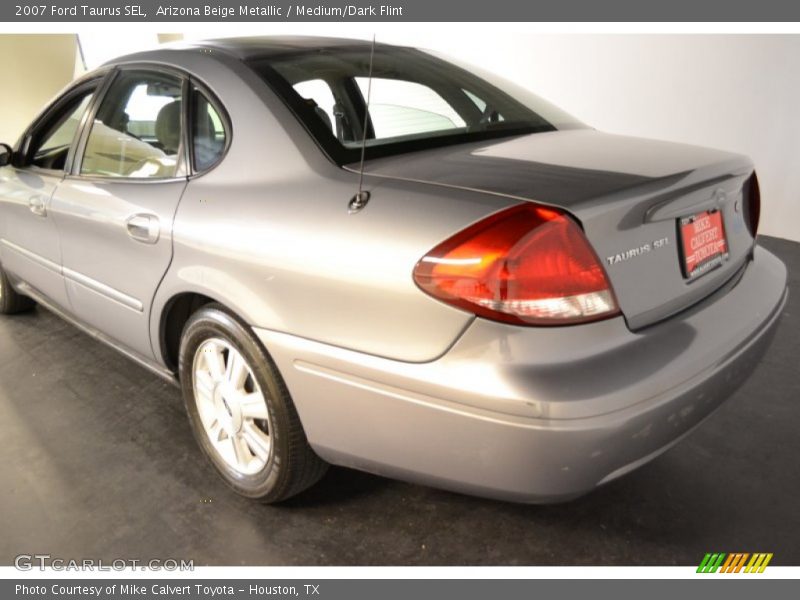 Arizona Beige Metallic / Medium/Dark Flint 2007 Ford Taurus SEL