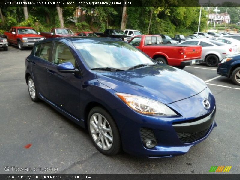 Front 3/4 View of 2012 MAZDA3 s Touring 5 Door