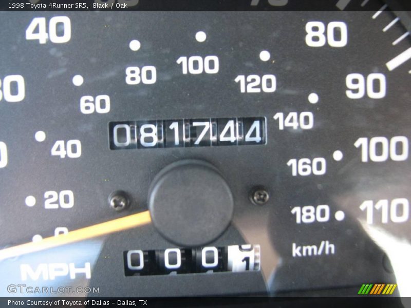 Black / Oak 1998 Toyota 4Runner SR5