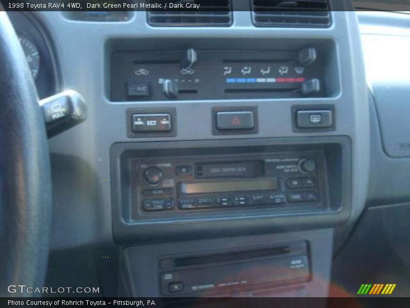 Dark Green Pearl Metallic / Dark Gray 1998 Toyota RAV4 4WD
