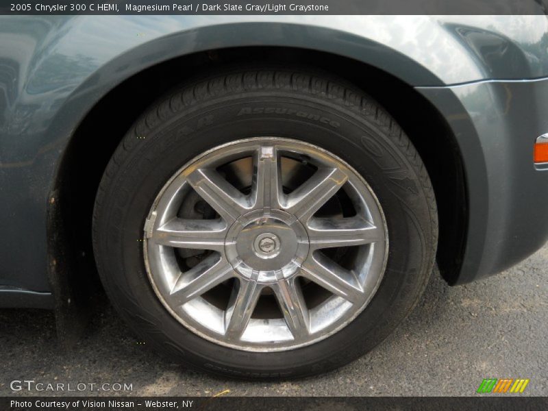 Magnesium Pearl / Dark Slate Gray/Light Graystone 2005 Chrysler 300 C HEMI
