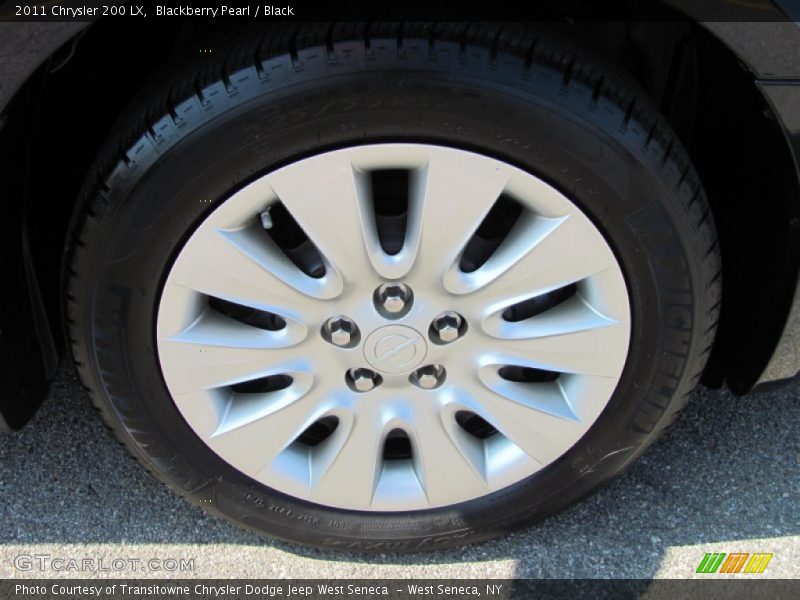  2011 200 LX Wheel