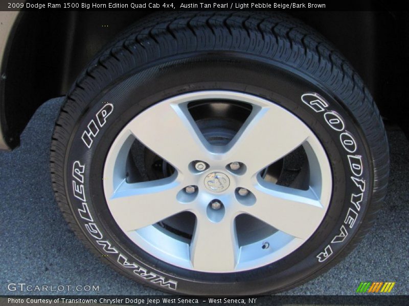 Austin Tan Pearl / Light Pebble Beige/Bark Brown 2009 Dodge Ram 1500 Big Horn Edition Quad Cab 4x4