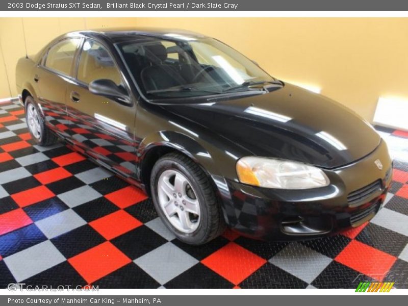 Brilliant Black Crystal Pearl / Dark Slate Gray 2003 Dodge Stratus SXT Sedan