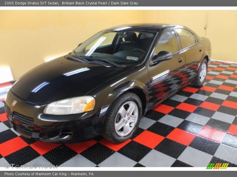 Brilliant Black Crystal Pearl / Dark Slate Gray 2003 Dodge Stratus SXT Sedan