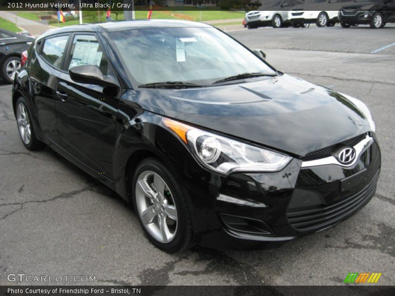 Front 3/4 View of 2012 Veloster 