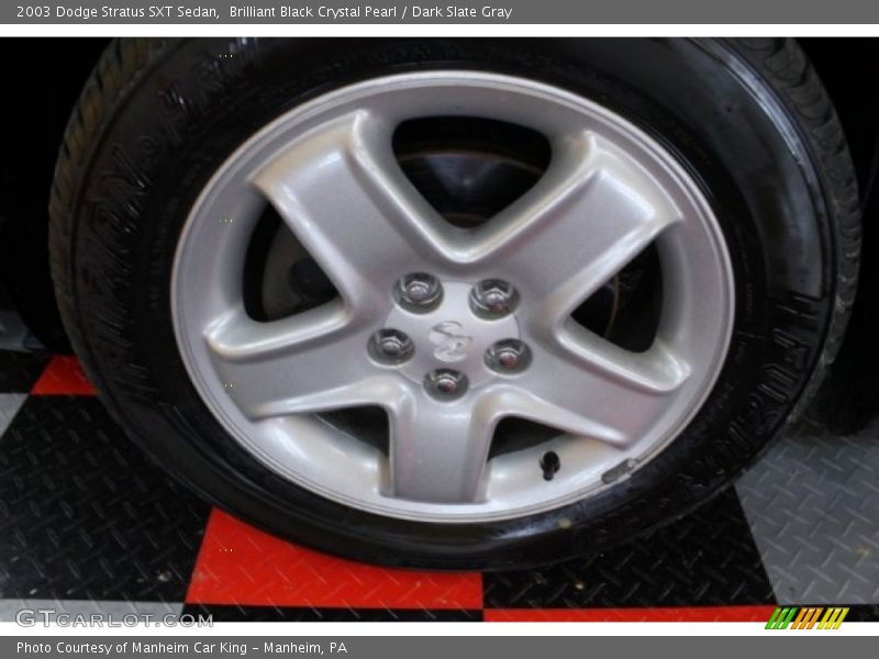  2003 Stratus SXT Sedan Wheel