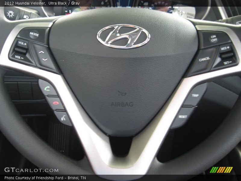 Controls of 2012 Veloster 