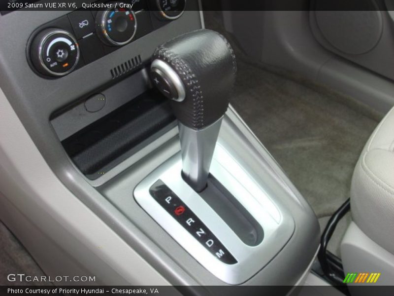 Quicksilver / Gray 2009 Saturn VUE XR V6