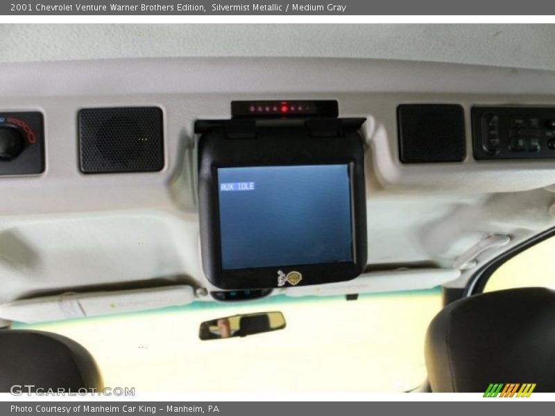 Silvermist Metallic / Medium Gray 2001 Chevrolet Venture Warner Brothers Edition