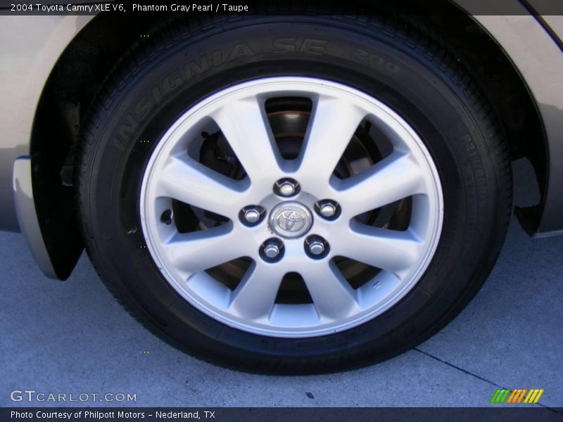 Phantom Gray Pearl / Taupe 2004 Toyota Camry XLE V6