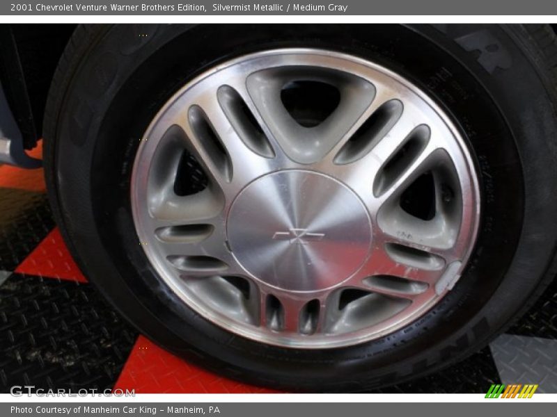 Silvermist Metallic / Medium Gray 2001 Chevrolet Venture Warner Brothers Edition