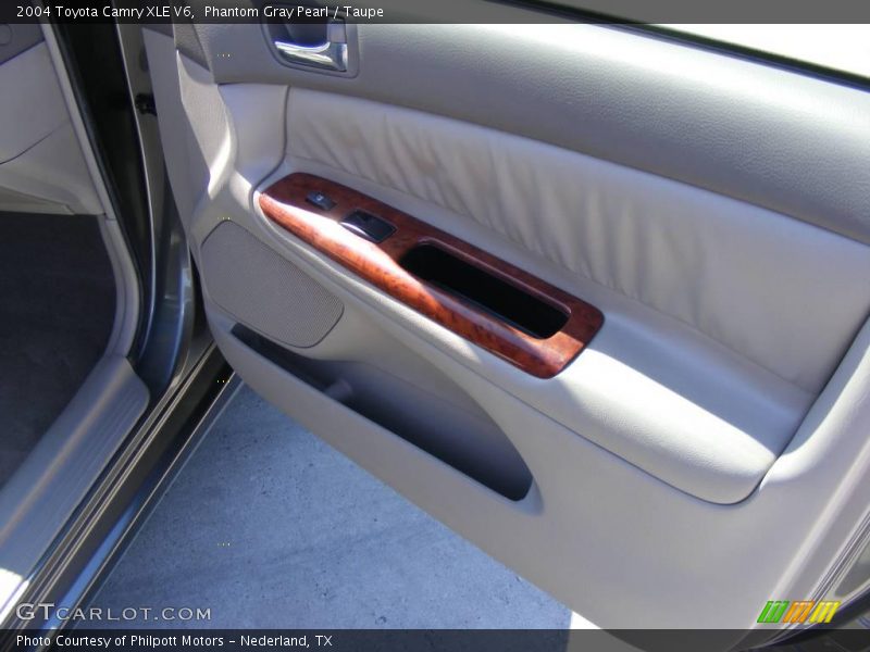 Phantom Gray Pearl / Taupe 2004 Toyota Camry XLE V6