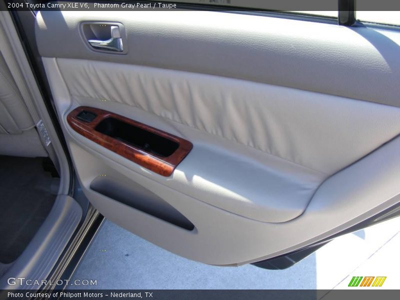 Phantom Gray Pearl / Taupe 2004 Toyota Camry XLE V6