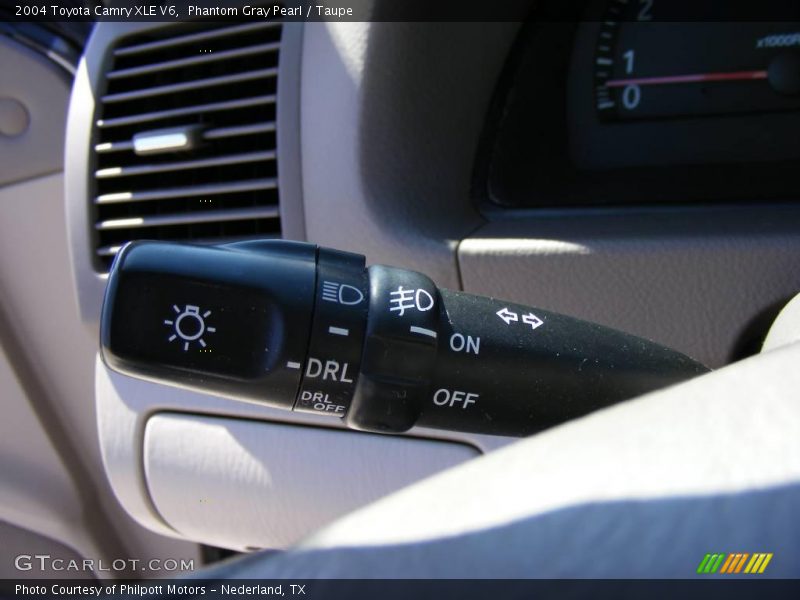 Phantom Gray Pearl / Taupe 2004 Toyota Camry XLE V6