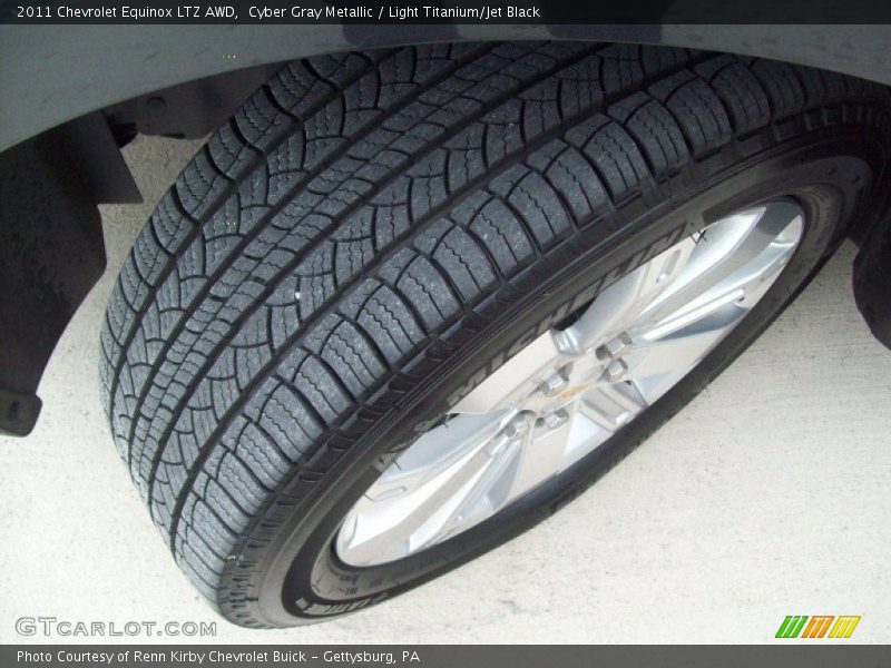 Cyber Gray Metallic / Light Titanium/Jet Black 2011 Chevrolet Equinox LTZ AWD