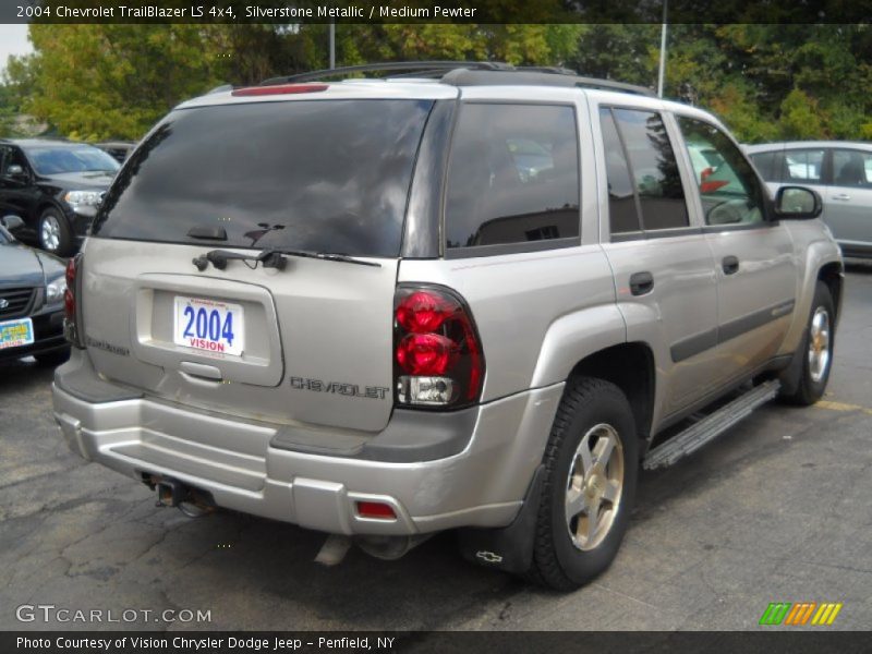 Silverstone Metallic / Medium Pewter 2004 Chevrolet TrailBlazer LS 4x4