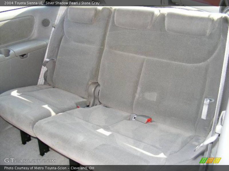 Silver Shadow Pearl / Stone Gray 2004 Toyota Sienna LE